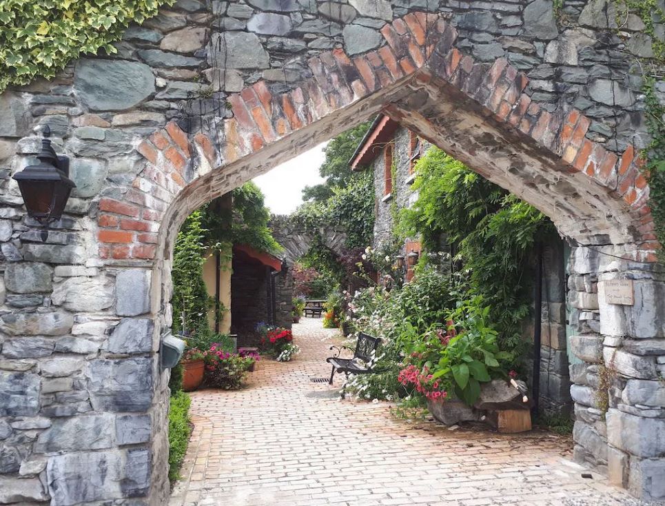 An Tigin Cottage at The Priory - Killarney Ireland An Tigin Cottage at The Priory - Killarney Ireland