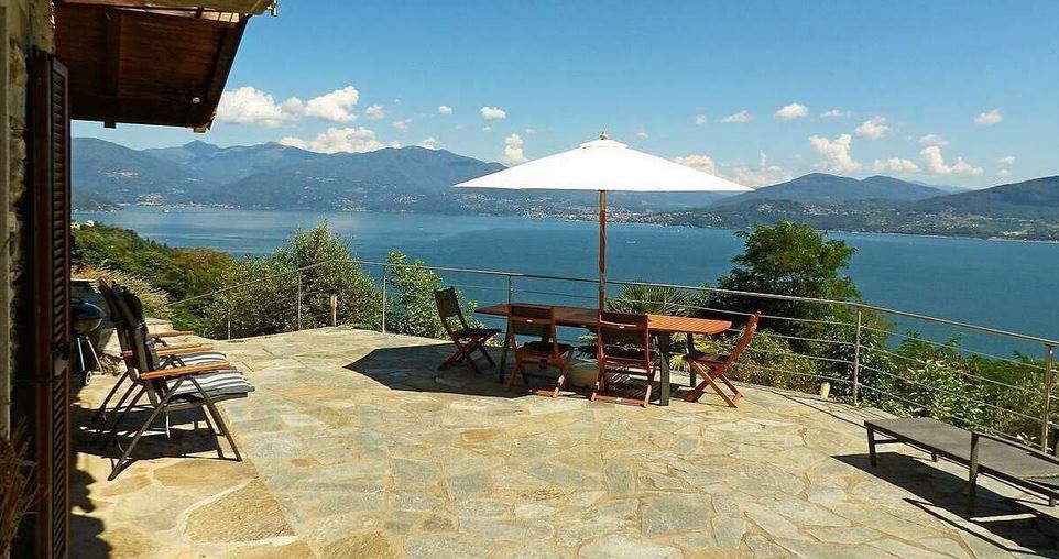 Casa Camelia Lago Maggiore Italy