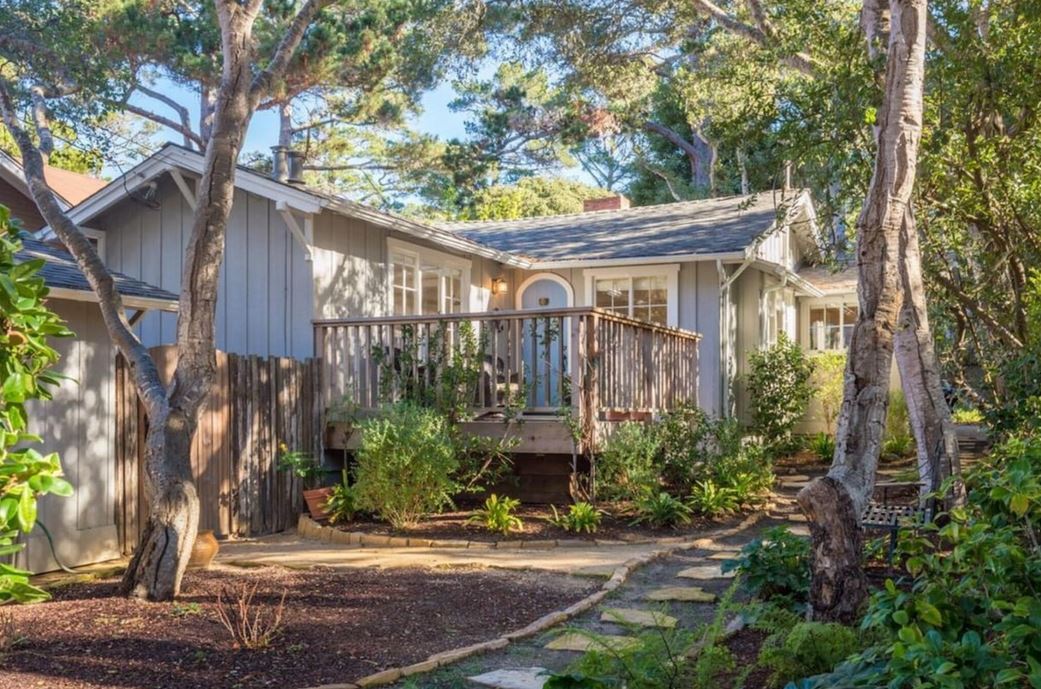 Charming Carmel by the Sea Cottage