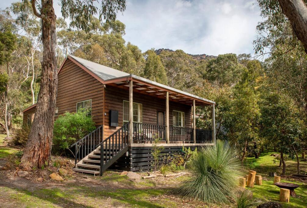 Country Lane Cottage Halls Gap VIC AU Country Lane Cottage Halls Gap VIC AU