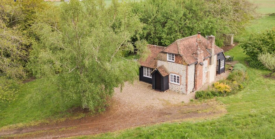 Crow Cottage - Kent UK