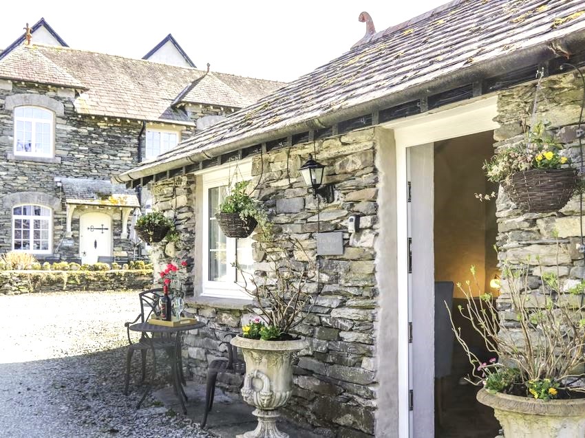 Ees Wyk Cottage is a fairytale stone cottage in the Lake District of the UK, available as a holiday rental.