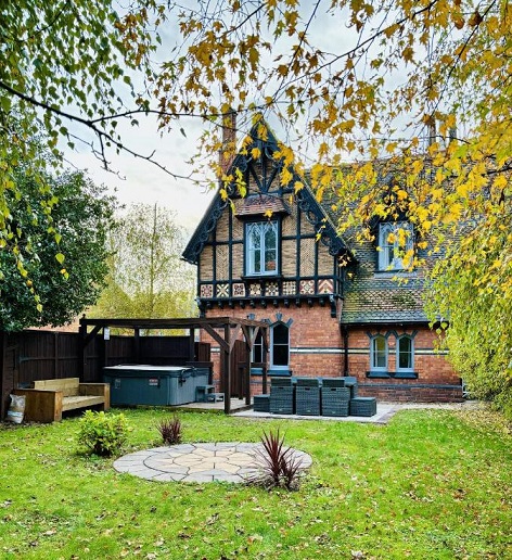 The Gingerbread House - Lincoln UK