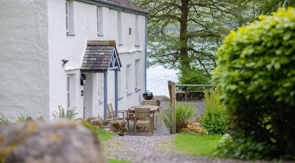 Hullet Hall Cottage Lake Windemere UK