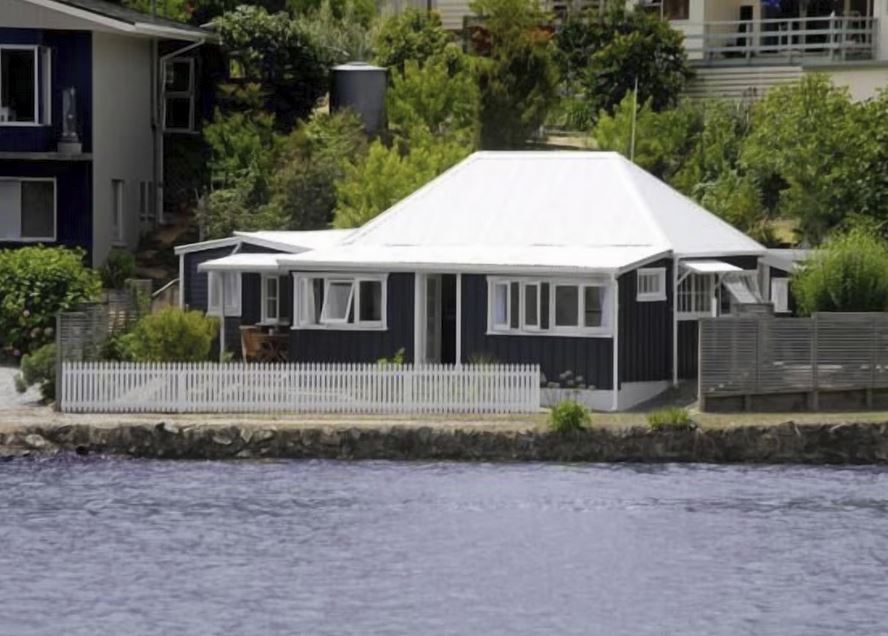 Mabel's Cottage, Mangonui, Northland New Zealand Mabel's Cottage, Mangonui, Northland New Zealand