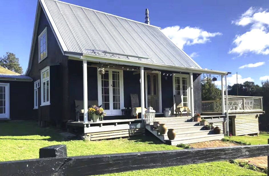 Native Bush Retreat - Onaero - New Zealand Native Bush Retreat - Onaero - New Zealand