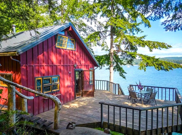 Salish Sunset Cabin Pender Island BC Canada