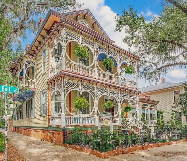 Savannah Gingerbread House USA