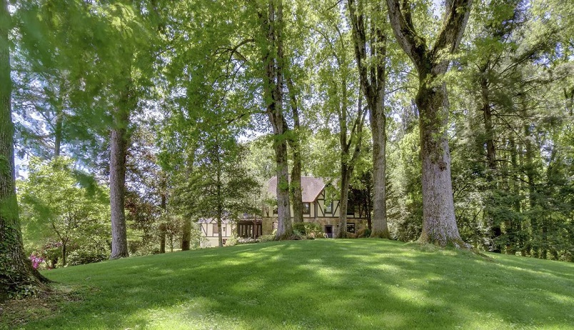 Storybook Tudor Clayton Oregon USA