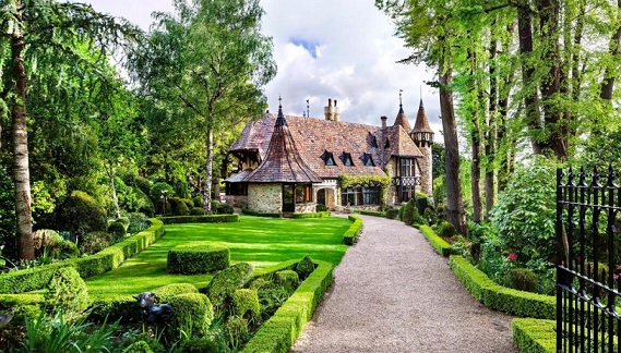 Thorngrove Manor SA AU